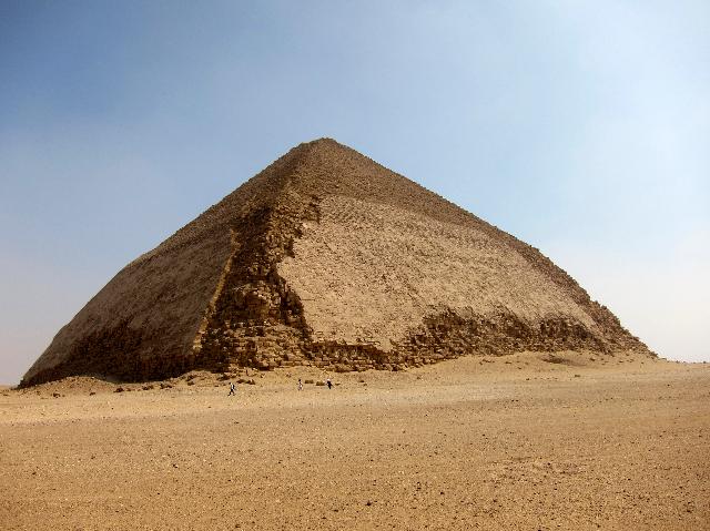 Egypt plans cosmic-ray pyramid scans – Cosmic Log